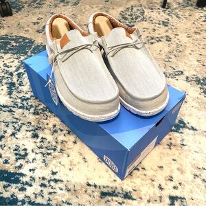 Hey Dude Wally, washed canvas, size US MENS 11